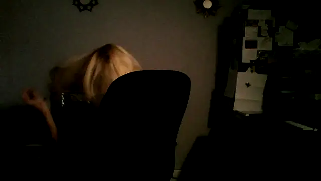 XTRAHORNYONE online show from October 12, 2025, 12:56 am