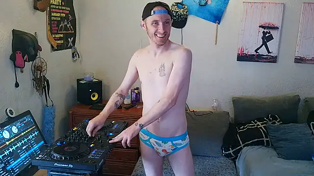 pyrowuff online show from July 27, 2026, 7:54 pm