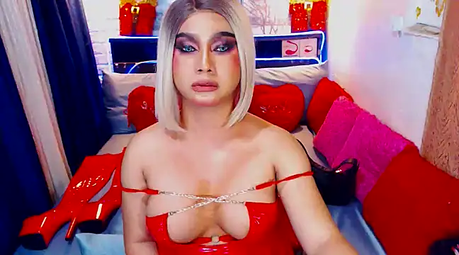 TsGoddessNhicolle online show from February 3, 2025, 6:13 am