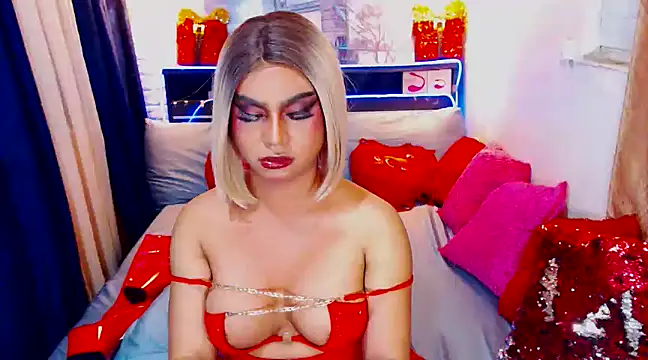 TsGoddessNhicolle online show from January 17, 2025, 2:39 am