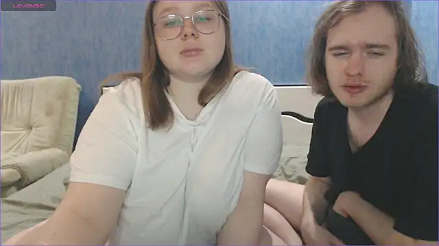 Snapshot of Touch_me_more_please chatting on February 21, 2025, 5:42 pm Touch me more please online show from February 21, 2025, 5:42 pm