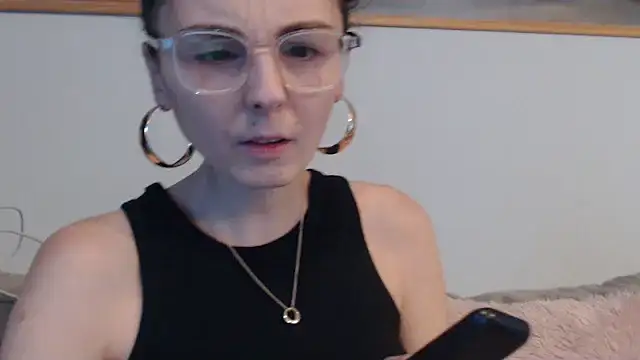 Snapshot of cleophee chatting on February 27, 2026, 6:46 am cleophee online show from February 27, 2026, 6:46 am