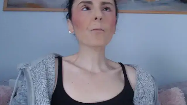 cleophee online show from April 8, 2026, 6:04 am