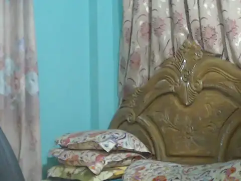 NancyRuvi online show from October 5, 2025, 3:47 pm