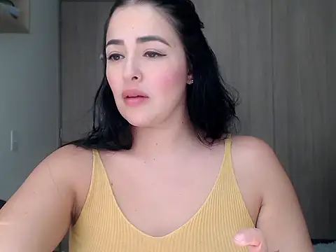 Aleska  Bell online show from September 23, 2025, 2:57 pm