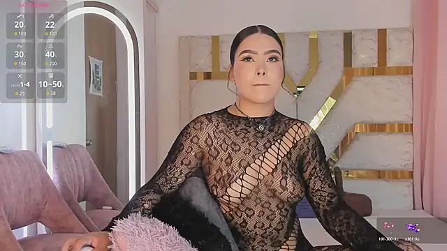 Snapshot of sophy_champagne chatting on July 9, 2026, 1:28 am sophy champagne online show from July 9, 2026, 1:28 am
