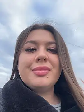 Snapshot of Sara_Slow chatting on February 5, 2025, 1:00 pm Sara Slow online show from February 5, 2025, 1:00 pm