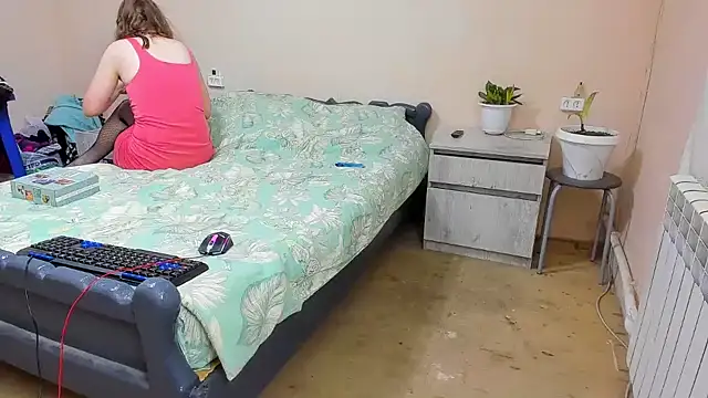 DUSSY PUSSY online show from February 7, 2026, 5:37 am