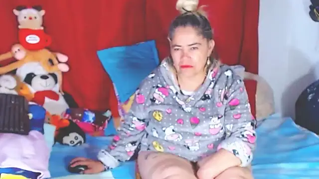 estrellita fugaz16x online show from November 13, 2025, 3:21 am