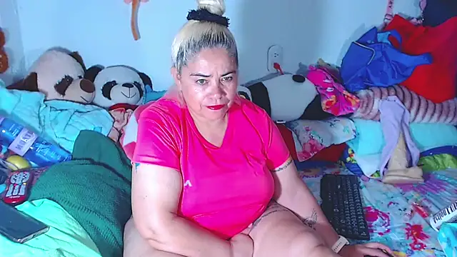 estrellita fugaz16x online show from August 5, 2026, 4:06 am