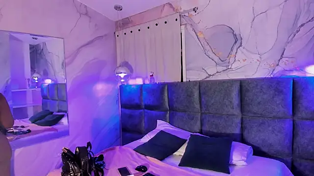 Maddysex  online show from September 18, 2025, 11:35 am