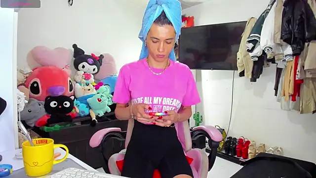 Lawrncesofiets online show from September 25, 2025, 5:52 pm