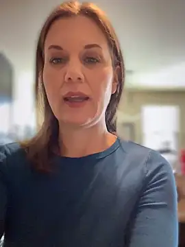 MaiseKnox online show from April 11, 2026, 6:00 pm