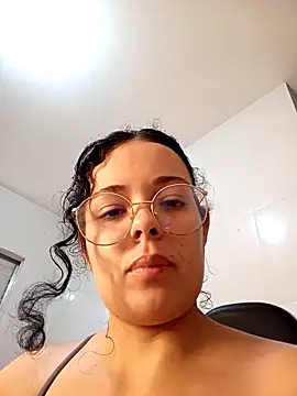 NinaSweet2 online show from February 11, 2026, 5:24 pm