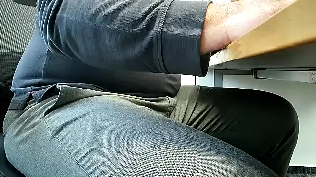 69bezfleku online show from September 26, 2025, 6:09 am