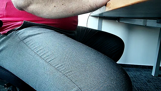 69bezfleku online show from October 2, 2025, 6:28 am