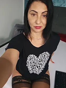 charrlote love online show from July 13, 2026, 1:43 pm