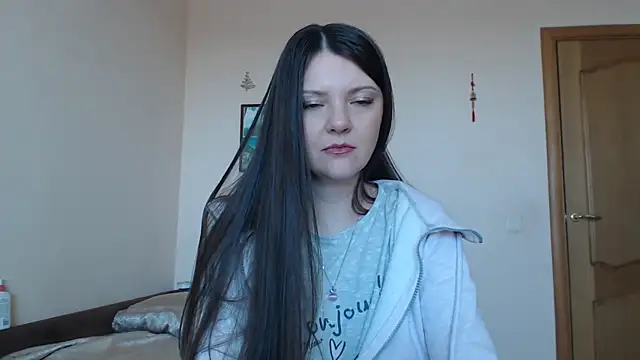 SugarTati online show from April 9, 2026, 1:39 pm