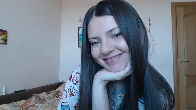 SugarTati online show from June 7, 2026, 1:16 pm