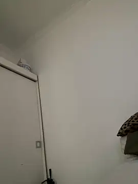 Patriciamoura69 online show from February 4, 2025, 2:53 pm