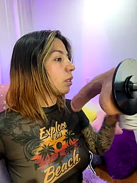 Snapshot of _antonella_dreamss chatting on October 5, 2025, 12:12 am  antonella dreamss online show from October 5, 2025, 12:12 am