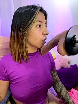 Snapshot of _antonella_dreamss chatting on October 11, 2025, 3:18 am  antonella dreamss online show from October 11, 2025, 3:18 am