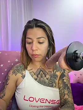 Snapshot of _antonella_dreamss chatting on September 21, 2025, 3:44 am  antonella dreamss online show from September 21, 2025, 3:44 am