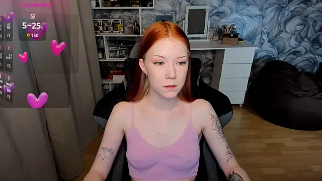 litl Mia online show from October 28, 2025, 4:39 pm