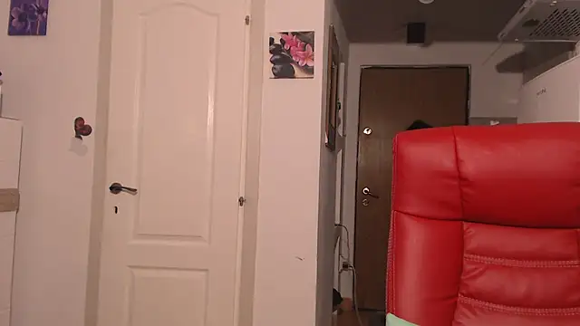 Snapshot of simyhvn chatting on March 19, 2026, 5:07 am simyhvn online show from March 19, 2026, 5:07 am