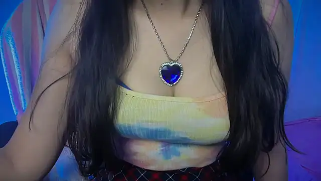 Queen Angelena online show from November 4, 2025, 6:22 pm