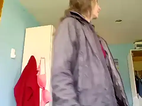 SexyRach75 online show from April 27, 2026, 2:59 pm