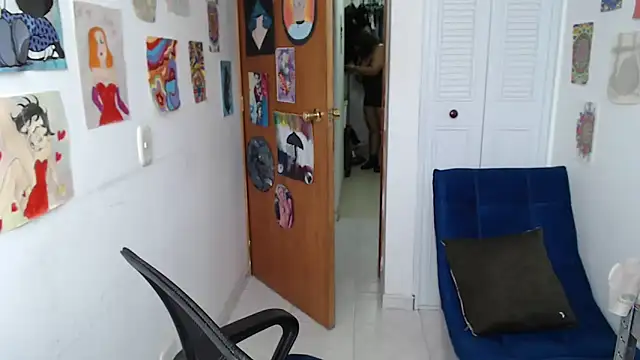 soynanabela28 online show from April 10, 2026, 5:09 pm