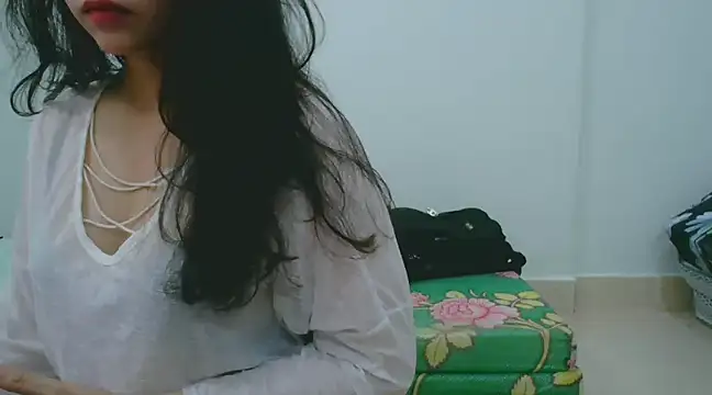 Sam Silly1997 online show from January 2, 2025, 5:35 am