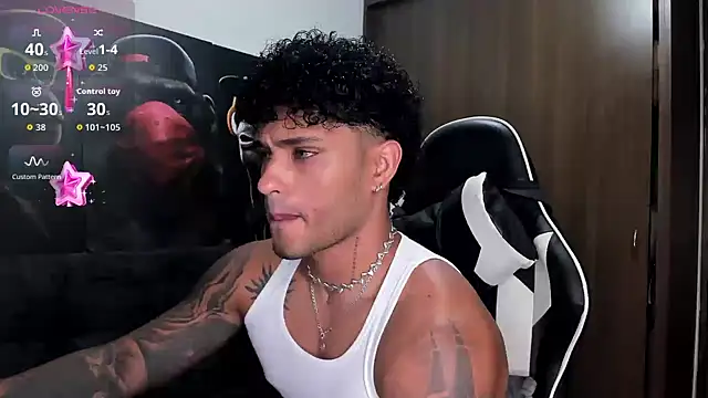 Alessandro Vanni online show from October 22, 2025, 1:16 am