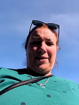 Canadian BBW online show from March 1, 2025, 6:00 pm