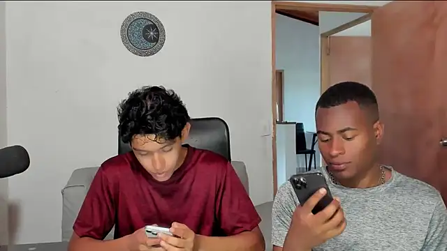 CrissBrownxxx online show from February 5, 2026, 7:10 pm