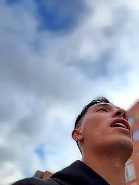 Thiago jones online show from January 7, 2026, 9:31 pm