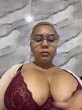 maymercy online show from November 25, 2025, 3:01 pm