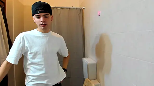 dylancrugerx online show from February 6, 2026, 5:31 pm