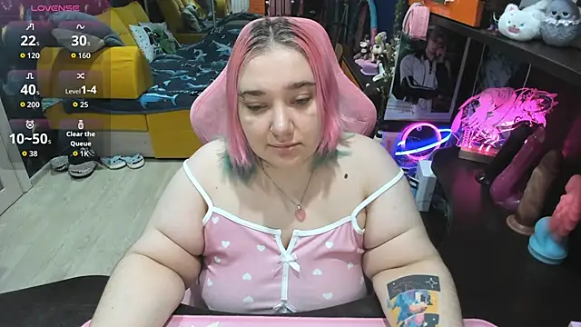 Softie Sofy online show from February 12, 2026, 3:06 am