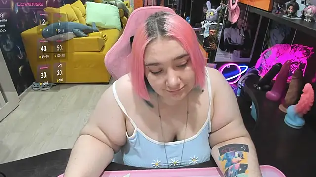 Snapshot of Softie_Sofy chatting on May 6, 2026, 1:53 am Softie Sofy online show from May 6, 2026, 1:53 am