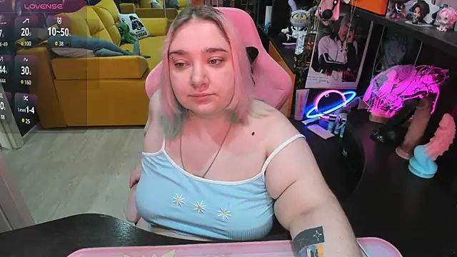 Softie Sofy online show from July 7, 2026, 1:41 am
