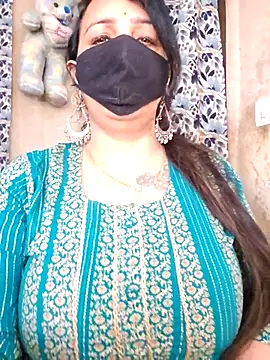 Snapshot of cute-tanvi chatting on April 10, 2026, 1:01 am cute-tanvi online show from April 10, 2026, 1:01 am