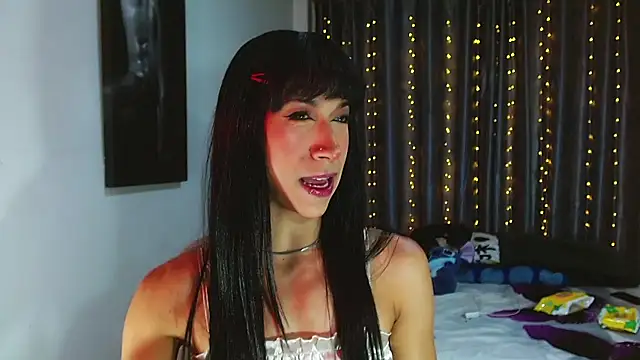 Kenisha Sweet online show from April 17, 2026, 11:40 pm