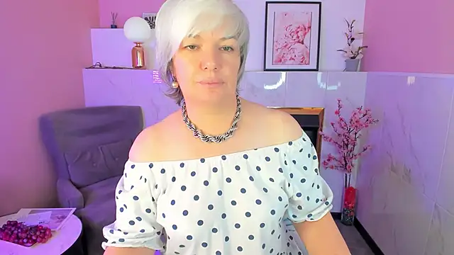CarmenSoft online show from June 22, 2026, 8:50 pm
