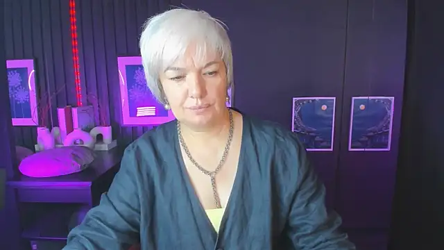 CarmenSoft online show from July 28, 2026, 8:34 pm