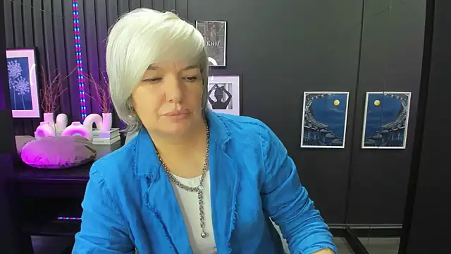 CarmenSoft online show from July 3, 2026, 8:59 pm