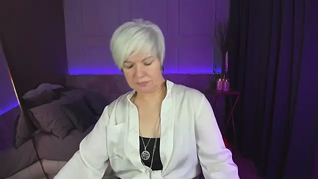 CarmenSoft online show from March 8, 2025, 3:17 am