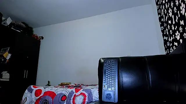 ares sexxx online show from December 2, 2025, 3:58 pm