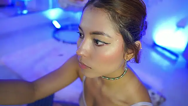 Snapshot of AmberColor chatting on March 19, 2025, 10:09 pm AmberColor online show from March 19, 2025, 10:09 pm